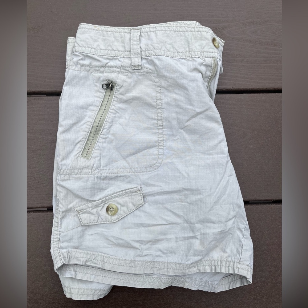 Columbia shorts